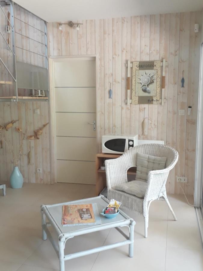 B&B La Foret De Charmeuse Ruaudin Εξωτερικό φωτογραφία