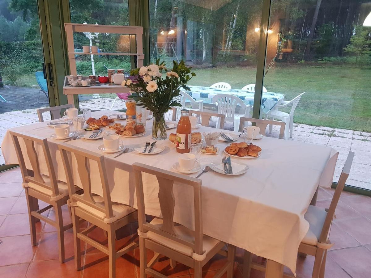 B&B La Foret De Charmeuse Ruaudin Εξωτερικό φωτογραφία